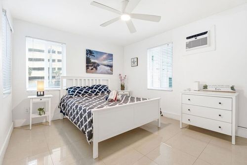 2-343 Van Buren Street, Hollywood, FL, 33019 | Card Image