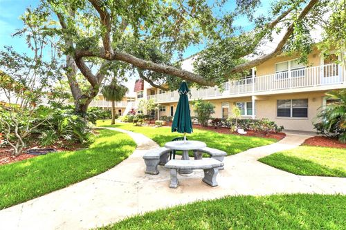 3-10034 64th Ave N, St Petersburg, FL, 33708-4560 | Card Image
