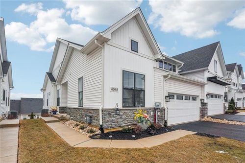 4048 Fritz Place, South Whitehall Twp, PA, 18104 | Card Image