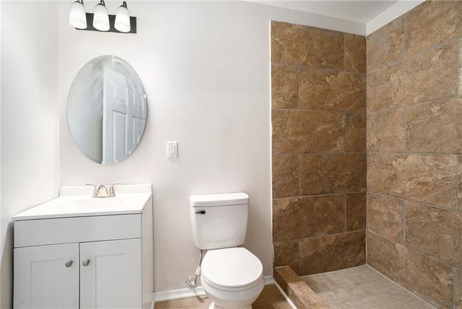 10950 Glenhurst Pass, House other with 5 bedrooms, 5 bathrooms and null parking in Johns Creek GA | Image 26
