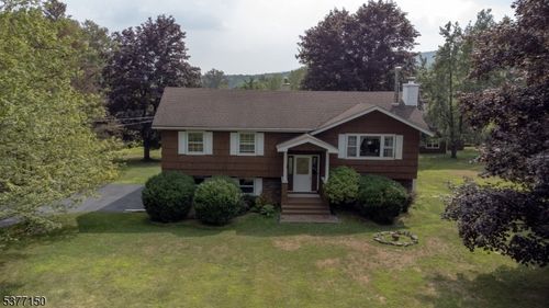 40 Medaugh Rd, Sussex, NJ, 07461-3621 | Card Image
