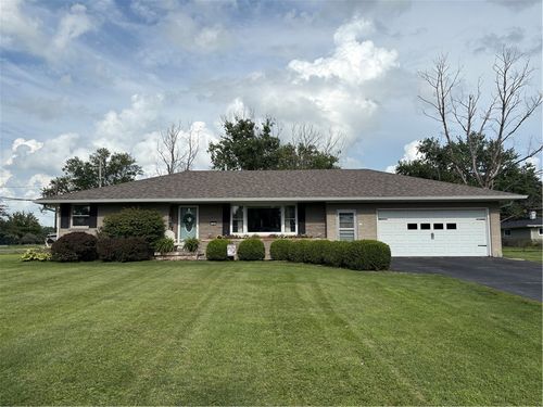 720 Kirk Dr, Mt Zion, IL, 62549-1618 | Card Image