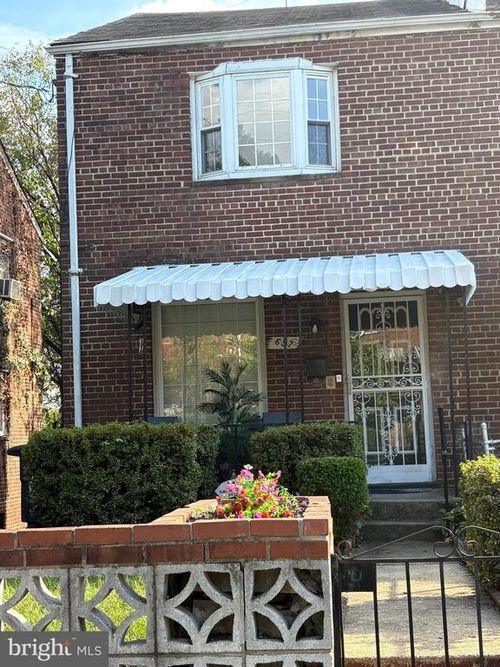 657 Brandywine St Se, WASHINGTON, DC, 20032-3658 | Card Image