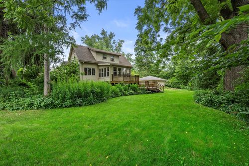 6838 N Range Line Road, GLENDALE, WI, 53209 | Card Image