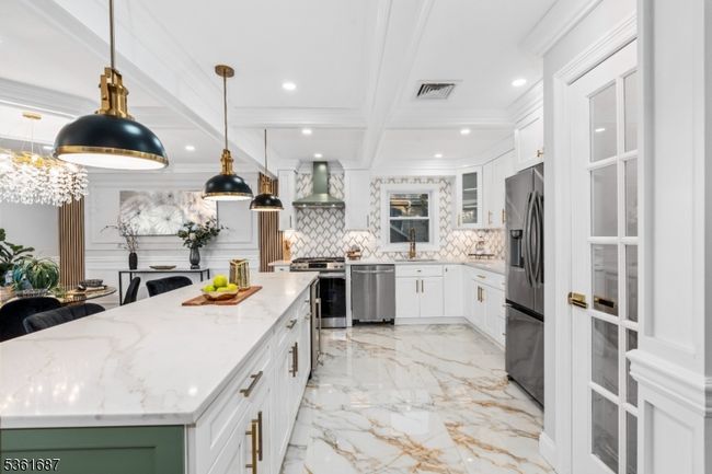 185 Colonial Rd, House other with 5 bedrooms, 3 bathrooms and null parking in Emerson NJ | Image 8