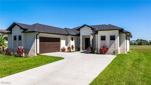 2833 Nw 45th Pl, Cape Coral, FL, 33993-8016 | Card Image