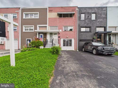 2033 Valley View Dr, FOLCROFT, PA, 19032-1513 | Card Image