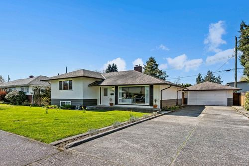 9763 Heather St, Chilliwack, BC, V2P5M5 | Card Image