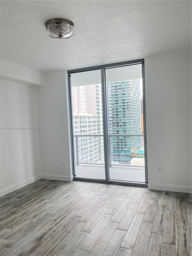 APT-2617 - 1111 Sw 1 St Ave, Condo with 2 bedrooms, 2 bathrooms and null parking in Miami FL | Image 4