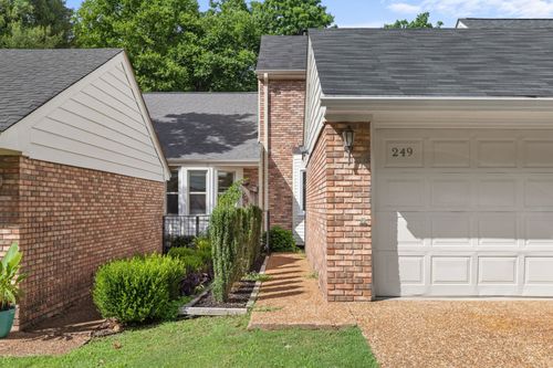 249 Woodcastle Dr, Florence, AL, 35630 | Card Image