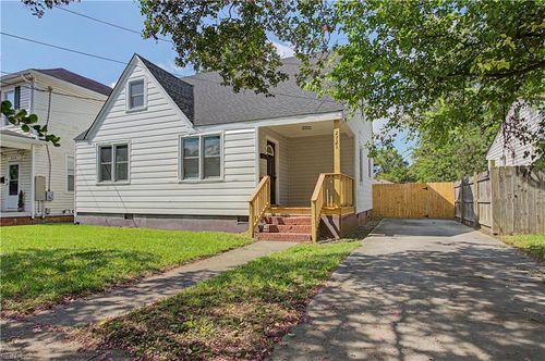 2721 Keller Ave, Norfolk, VA, 23509-2426 | Card Image