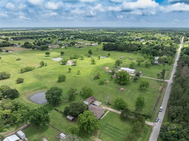 7515 Avenue E 1/2, House other with 3 bedrooms, 3 bathrooms and 2 parking in Santa Fe TX | Image 49