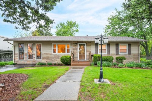 327 W Poplar St, Heyworth, IL, 61745-9181 | Card Image