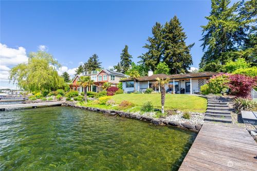 2045 Rose Point Lane, Kirkland, WA, 98033 | Card Image