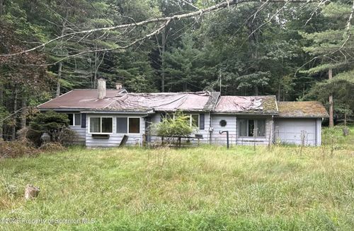 410 Rt 507, Tafton, PA, 18464 | Card Image