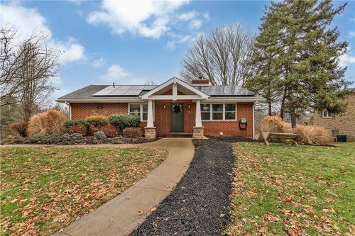 138 Sunset Ln, Aliquippa, PA, 15001-1545 | Card Image