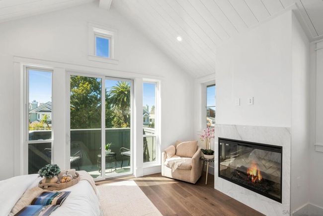 741 G Ave, Condo with 4 bedrooms, 5 bathrooms and 2 parking in Coronado CA | Image 11