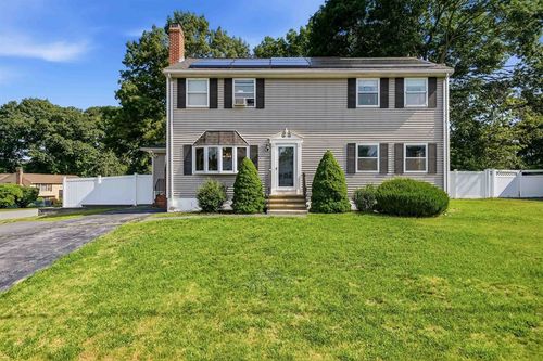 22 Colonial Dr, Salem, NH, 03079-3495 | Card Image
