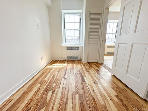 apt-a67-35-24 78th St, Jackson Heights, NY, 11372-4737 | Card Image