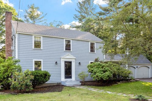 26 Wing Rd, Lynnfield, MA, 01940-1154 | Card Image