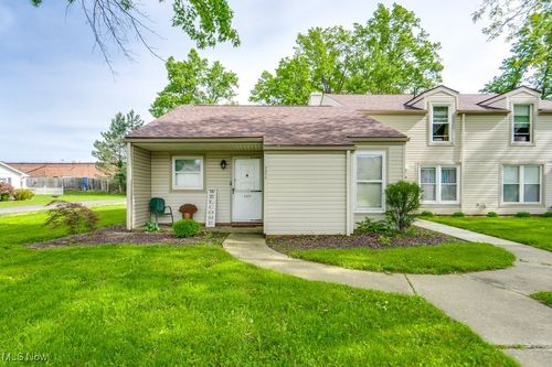 2377 Ansley St, Alliance, OH, 44601-4402 | Card Image