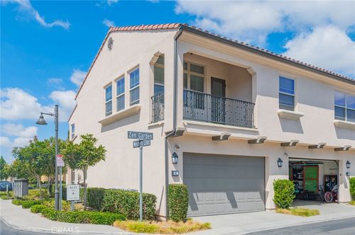 51 Zen Gdn, Irvine, CA, 92620-3554 | Card Image