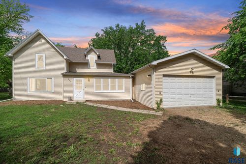 803 S Park Blvd Boulevard, Hurley, SD, 57036 | Card Image