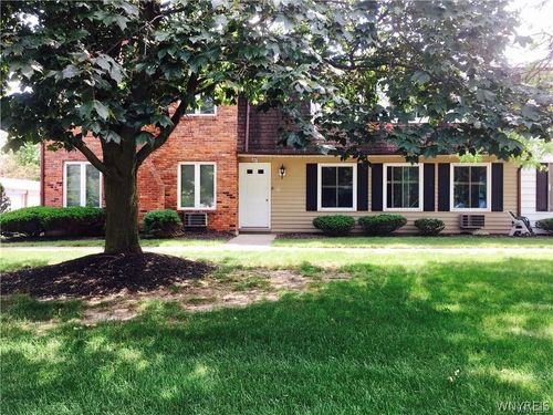 80 Wellington Ct, Amherst, NY, 14221-6750 | Card Image