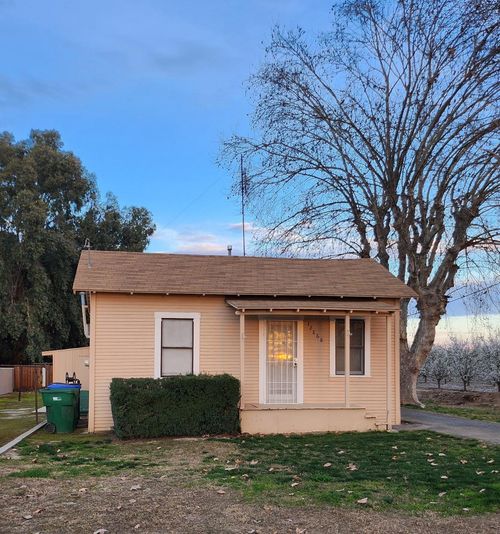 12868 S Mccall Avenue, Selma, CA, 93662 | Card Image