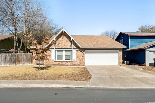 10315 Country Grn, San Antonio, TX, 78240-4444 | Card Image