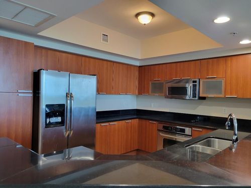 902-15051 Royal Oaks Ln, North Miami, FL, 33181-2457 | Card Image