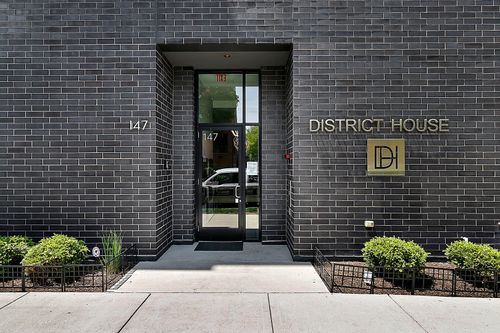401-147 N Euclid Ave, Oak Park, IL, 60302-2248 | Card Image