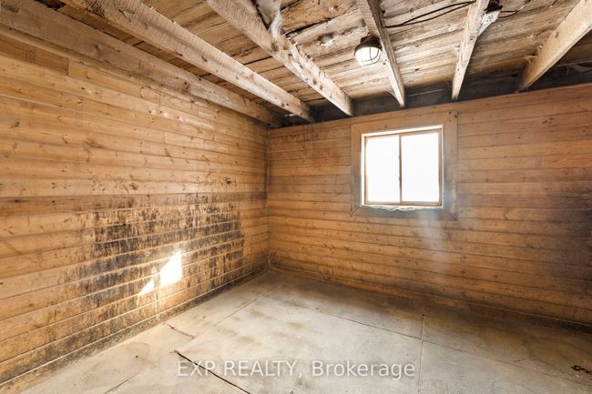1742 Cameron St W, House other with 3 bedrooms, 2 bathrooms and 8 parking in Cannington ON | Image 35