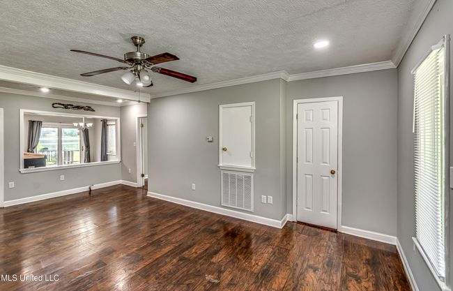 207 W Dewey Camp Dr-28 | Image 30