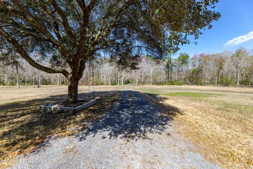 8404 Nesbitt Rd, MACCLENNY, FL, 32063-5712 | Card Image
