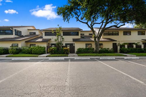 l6-7640 Nw 79th Ave, Tamarac, FL, 33321-2868 | Card Image