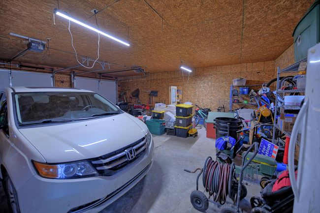 3 car garage | Image 24