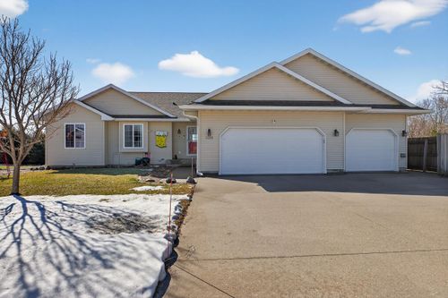 1225 10th St, Jesup, IA, 50648-1090 | Card Image