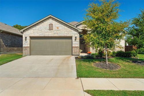 516 Dunmore Drive, Fort Worth, TX, 76052 | Card Image