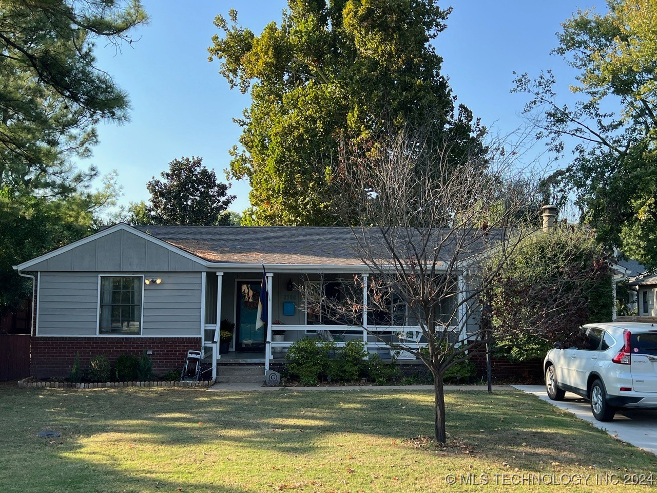 Gary Dr, Tulsa, OK 74114