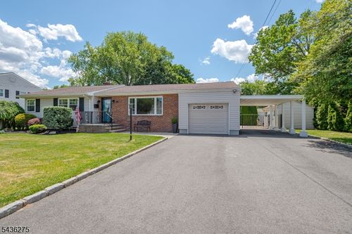 108 Howard Ave, Middlesex, NJ, 08846-1923 | Card Image