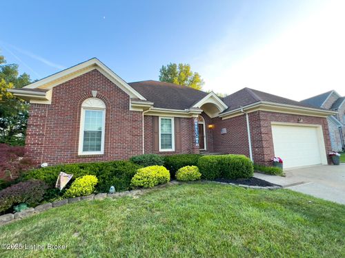 4212 Marseille Dr, Louisville, KY, 40272-7205 | Card Image