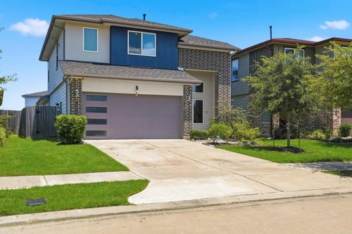 12515 Newport Arch Lane, Houston, TX, 77047 | Card Image