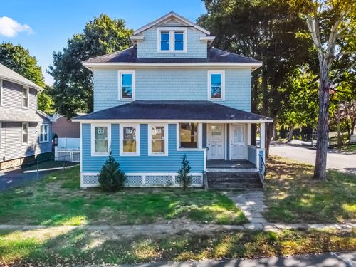 43 Helen St, Fairfield, CT, 06824-5713 | Card Image