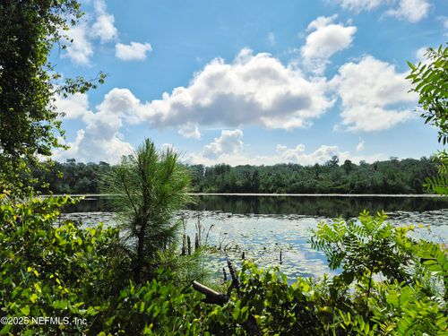 282 Byrd Rd, Crescent City, FL, 32112-5016 | Card Image