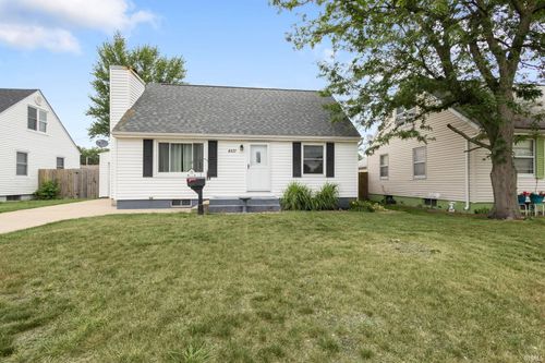 4807 W Sample St, South Bend, IN, 46619-2546 | Card Image
