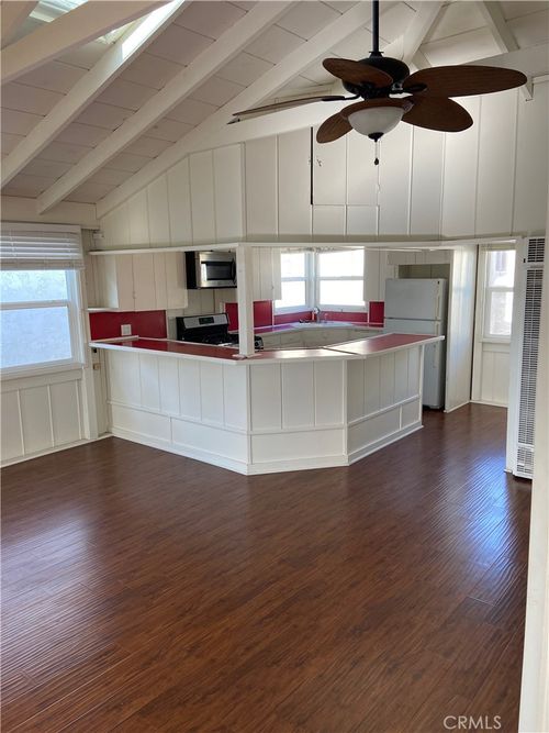 435 Heliotrope Ave, Corona del Mar, CA, 92625-2947 | Card Image