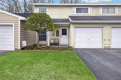 251 Wildwood Rdg, Frankfort, NY, 13340-9110 | Card Image