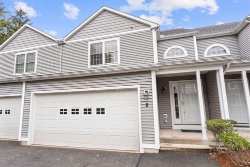 8-8 Canoe Birch Ct, Berlin, CT, 06037-4088 | Card Image