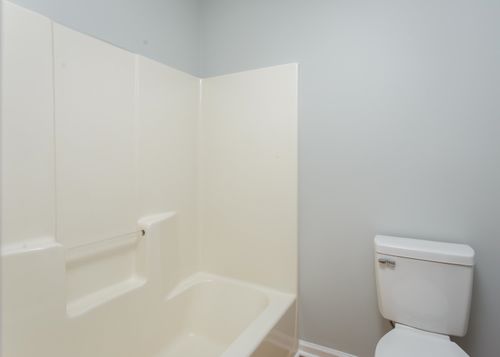 60 Dowdy Ln, Florence, AL, 35633-6842 | Card Image